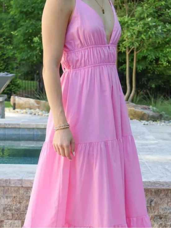 Women’s Pink V-Neck Tiered Maxi Dress - Picture 3 of 4